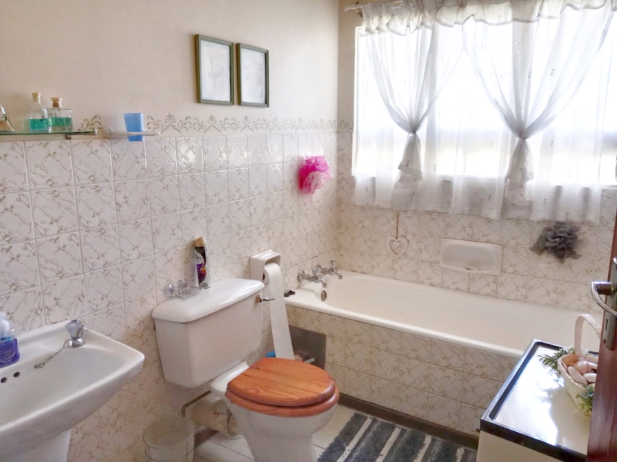 3 Bedroom Property for Sale in Welkom Free State